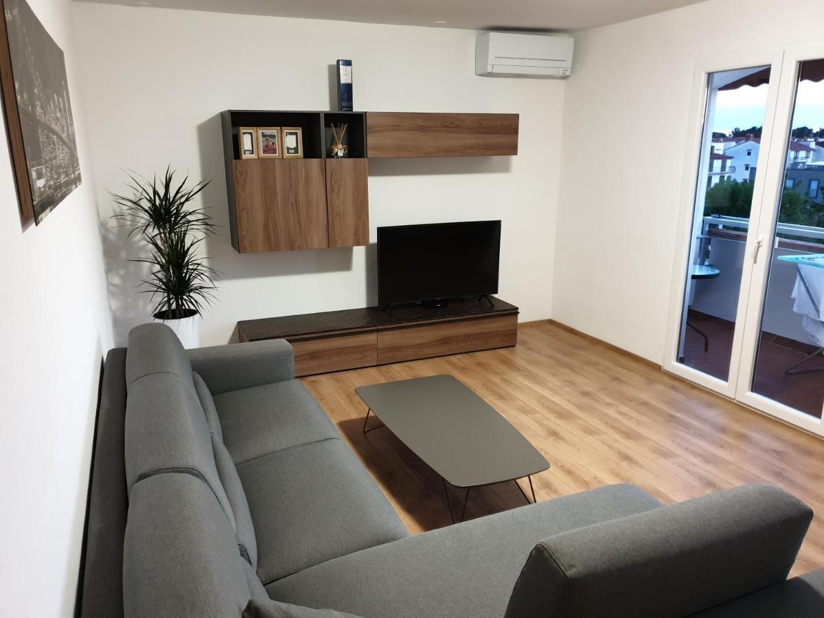 Ema Apartament