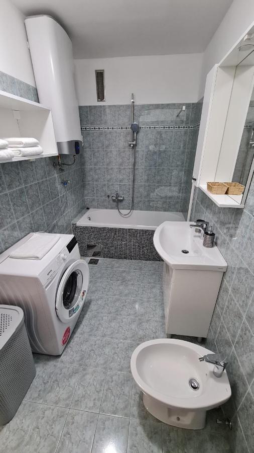 Apartament Ema *